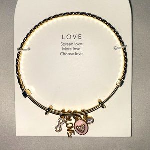 Charm bracelet